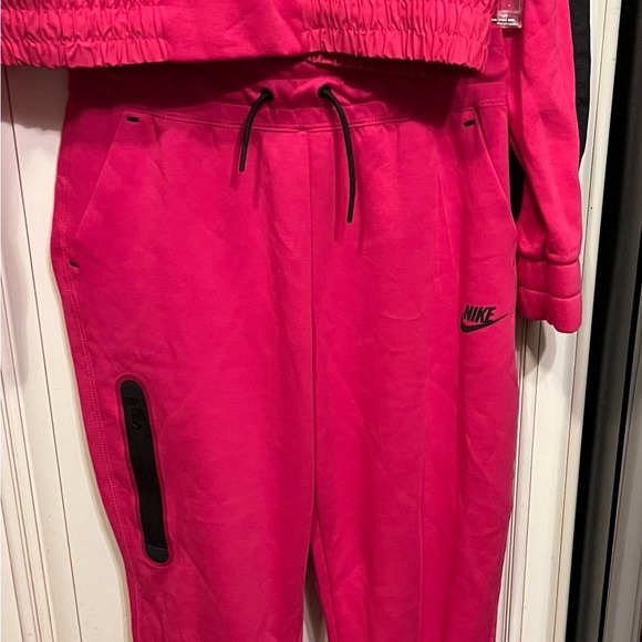 Nike Pants Nike Jogger Pinkmaroon 2pc Set top S bottom L - Picture 16 of 16